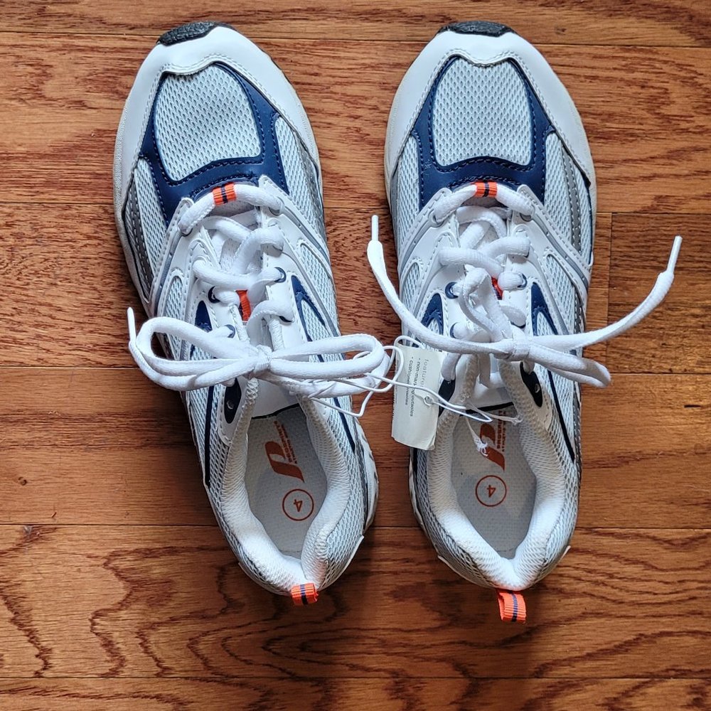 White ProSpirit Boys / Teens Tennis Shoes Athletic Sneakers Size 4